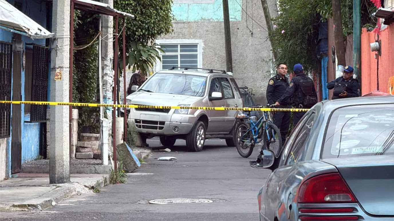 El hombre fue atado a balazos cuando salía de su domicilio