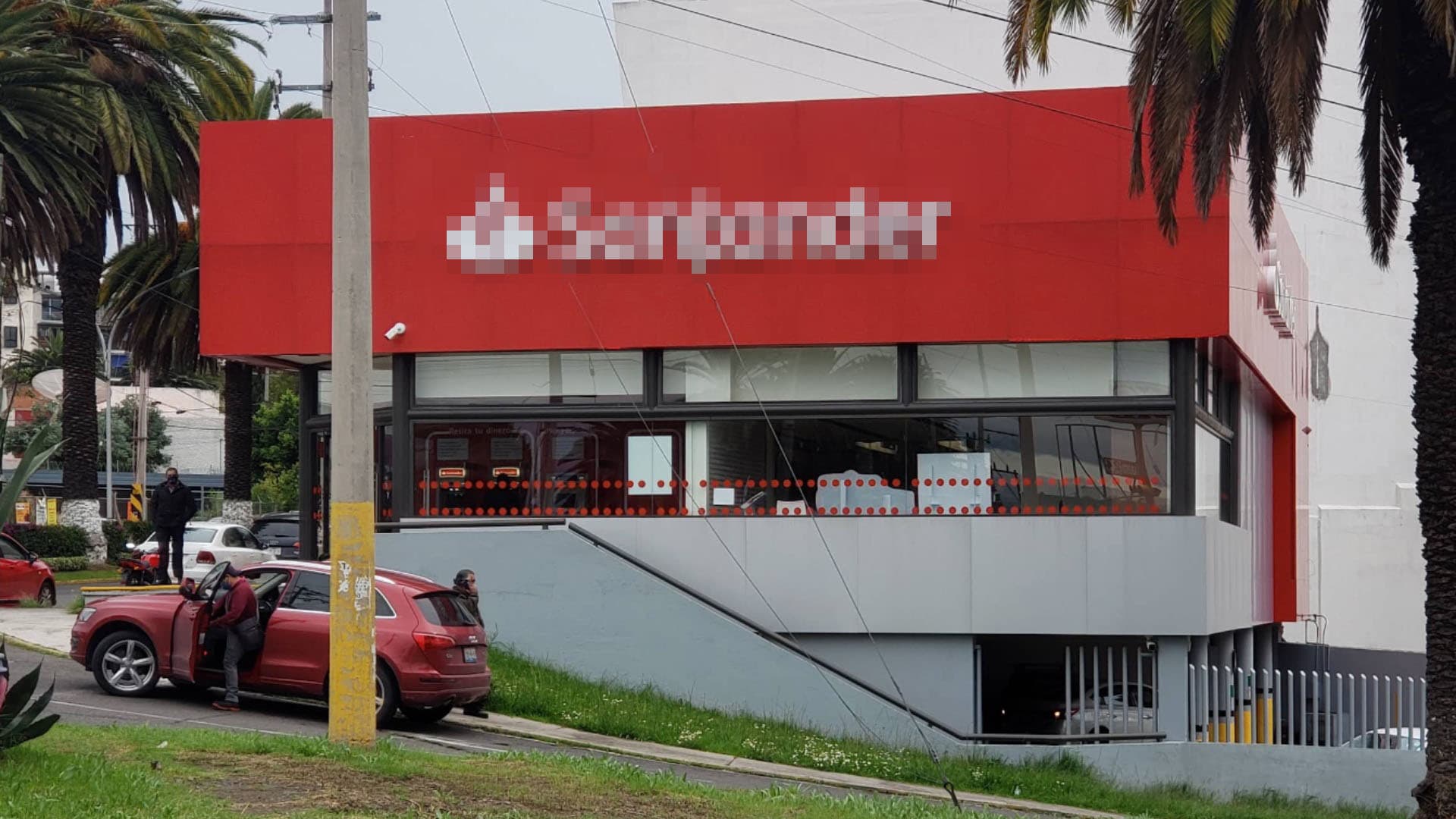 Asalto afuera de Santander en la colonia La Paz, Puebla.