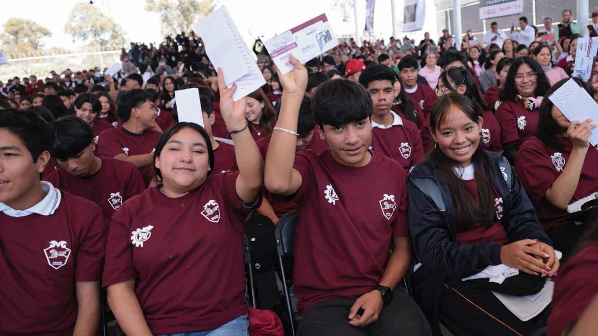 Consulta la lista de Becas de Preparatoria 2026