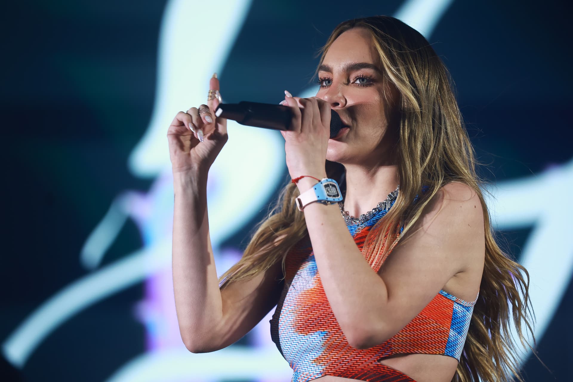 belinda-denuncia-amenazas-muerte-polemica-kenia-os