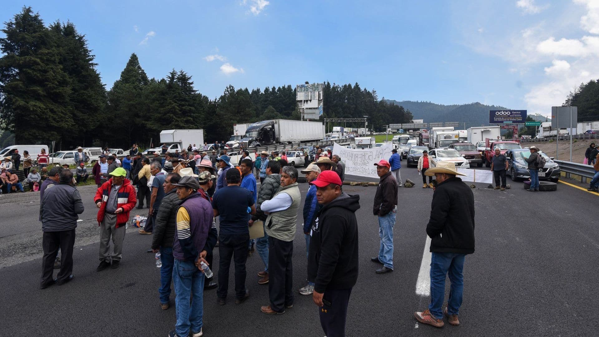 Bloqueo en la México-Toluca