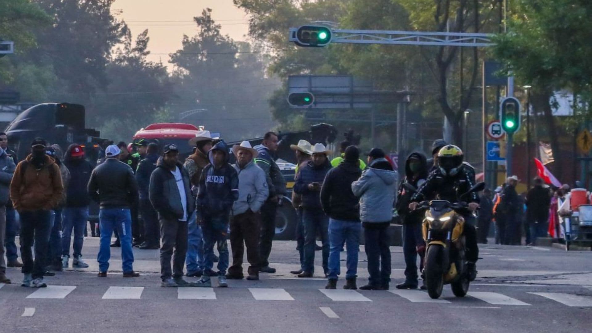 Bloqueo en calles de la Ciudad de México.