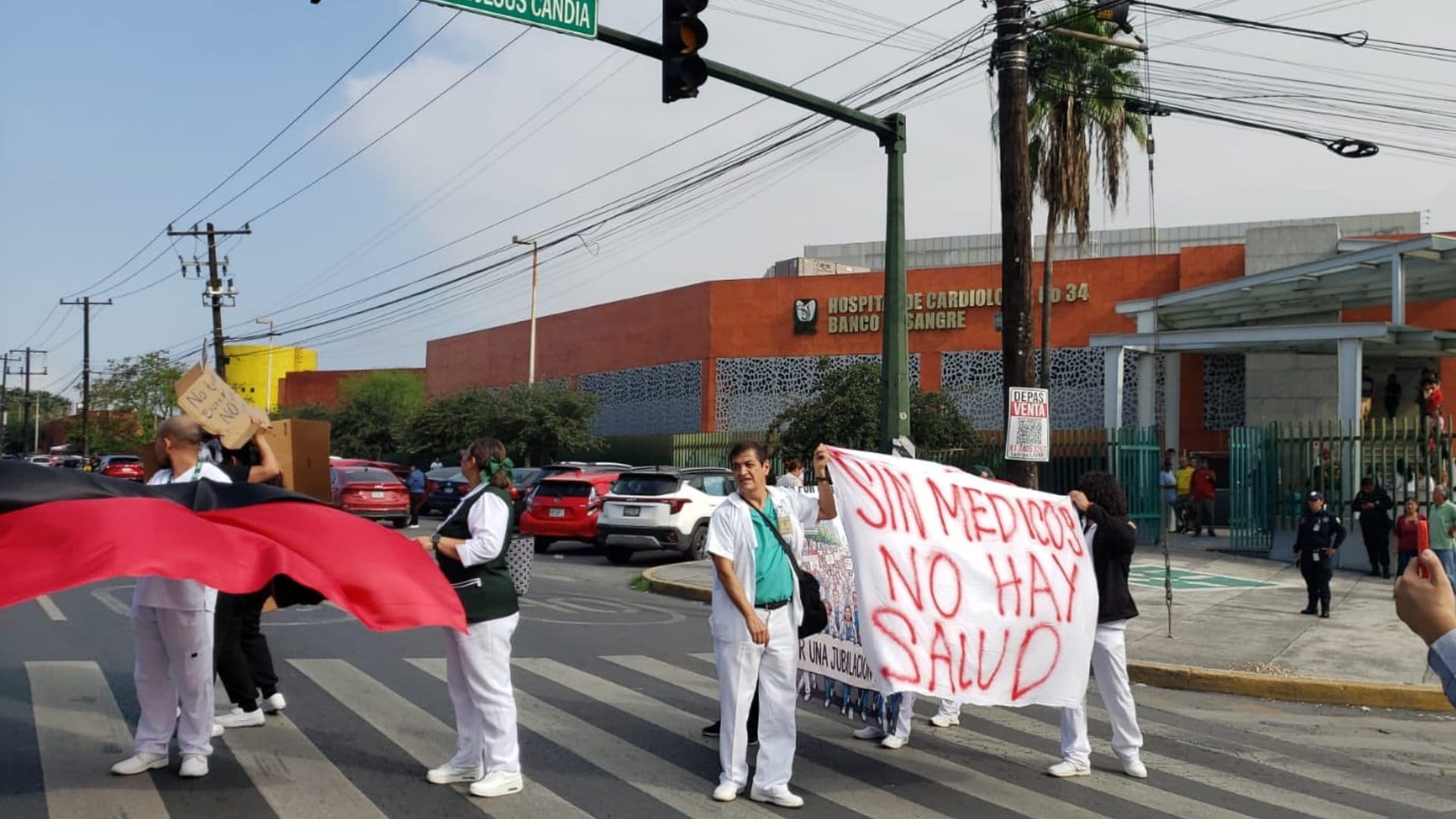 Manifestación trabajadores del IMSS en Monterrey