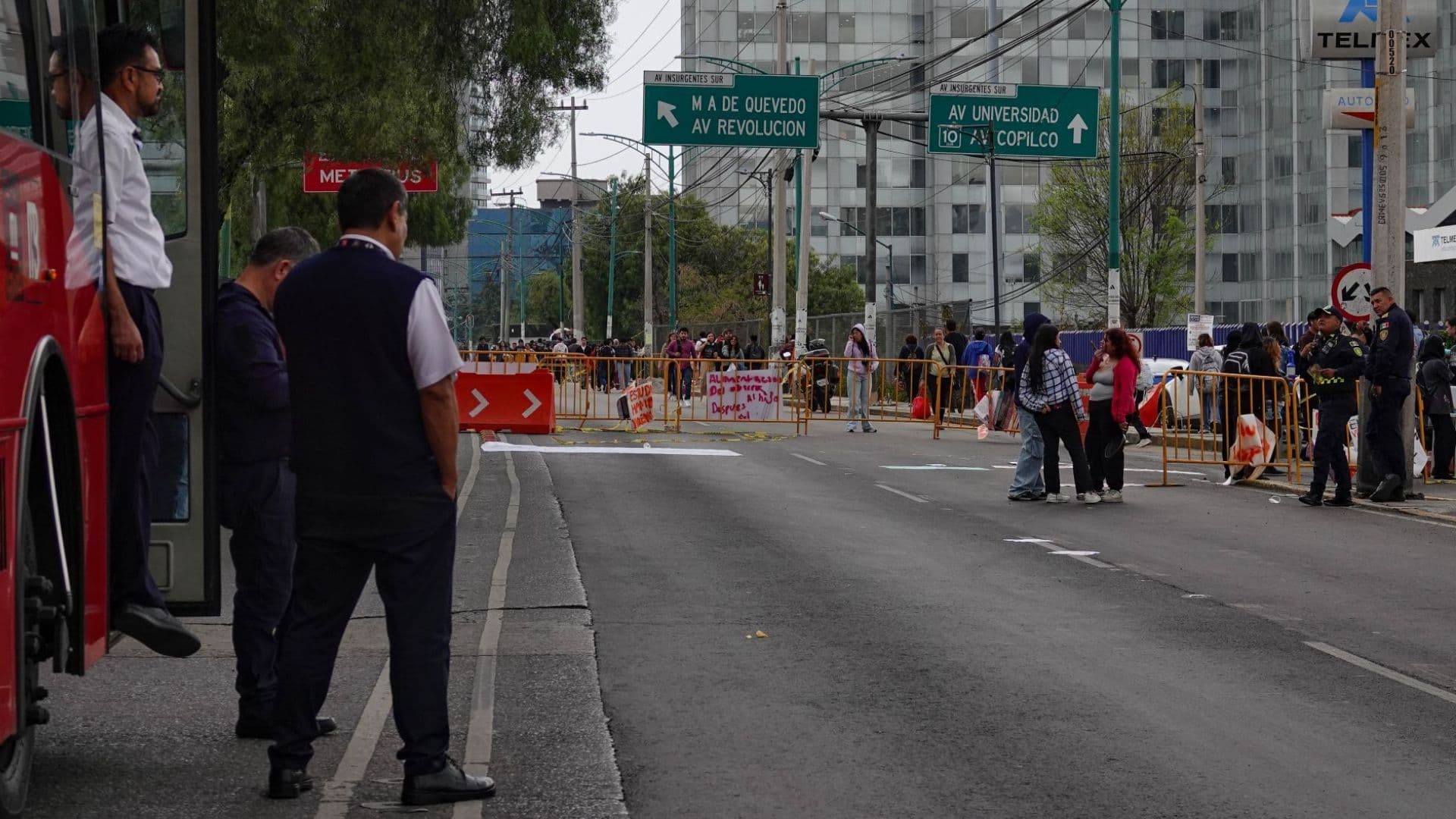 Bloqueo en Insurgentes Sur en la Ciudad de México