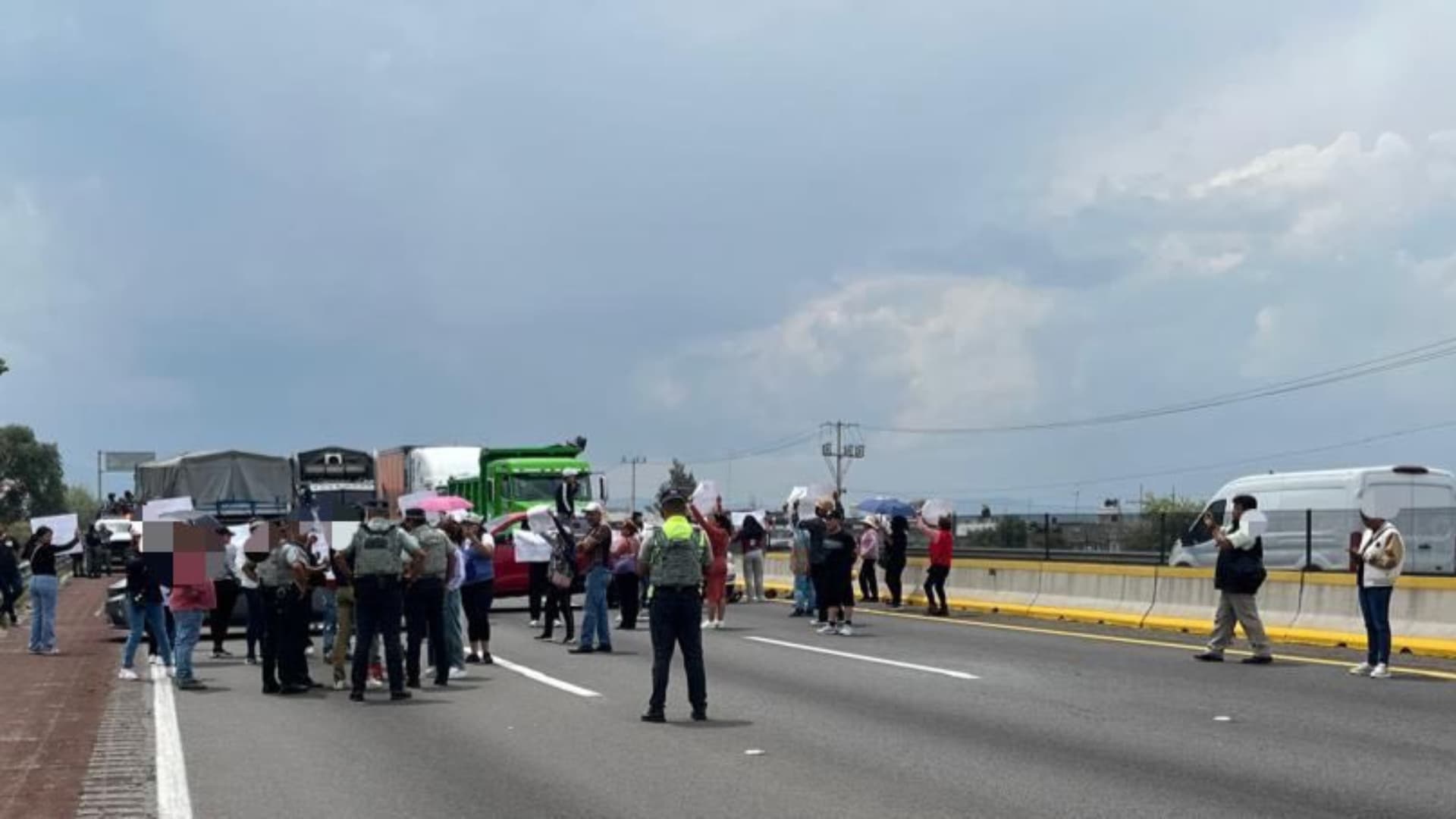 Manifestación Bloqueo Circulación Autopista México Puebla Casa Justicia San Martín Texmelucan