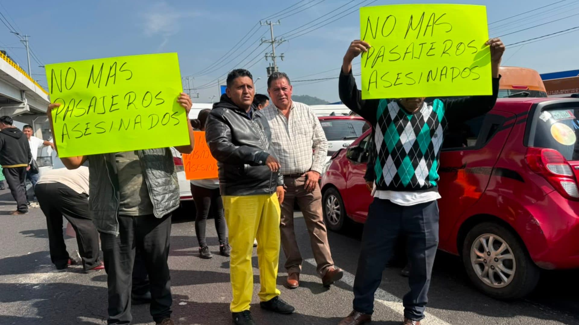 Bloqueo de Transportistas en la México-Puebla Hoy: ¿Por Qué el Cierre en la Autopista?