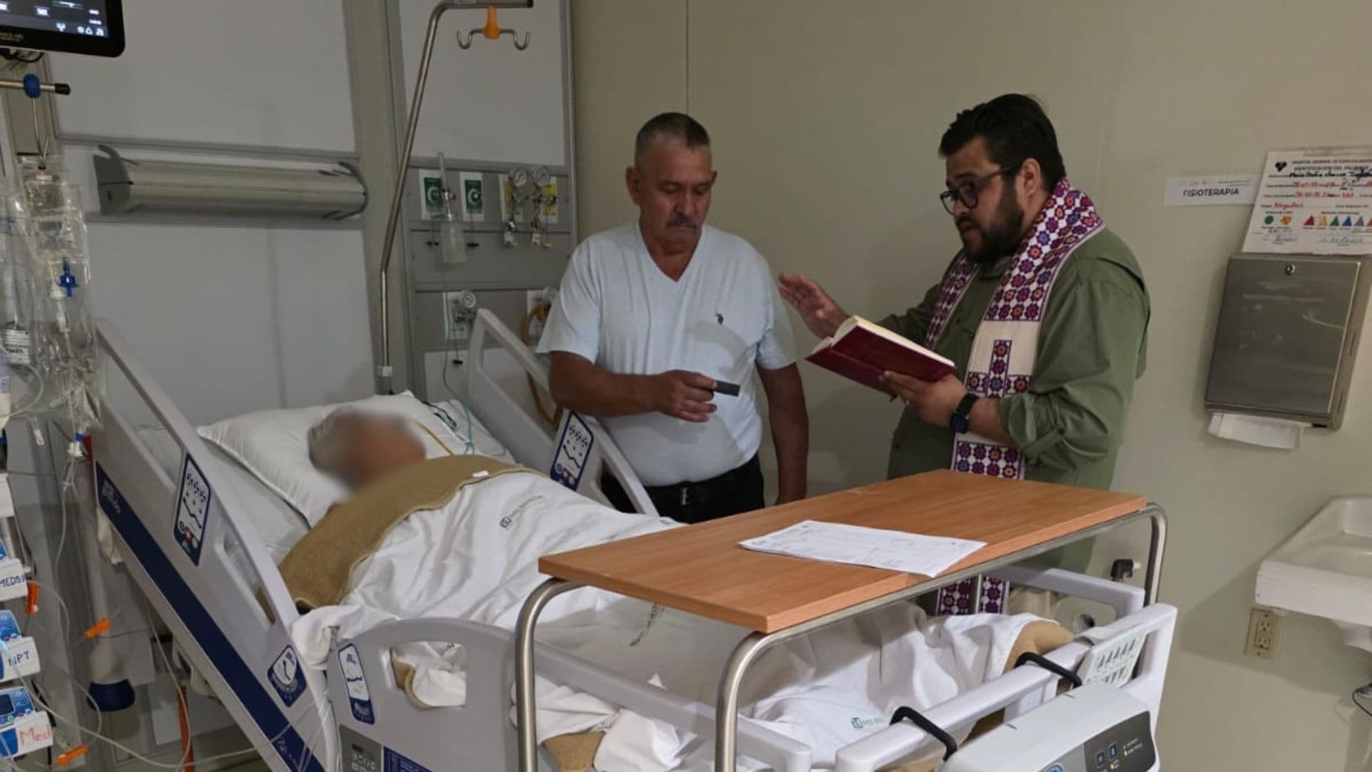 La boda fue en la sala de cuidados intensivos del Hospital General de Hermosillo