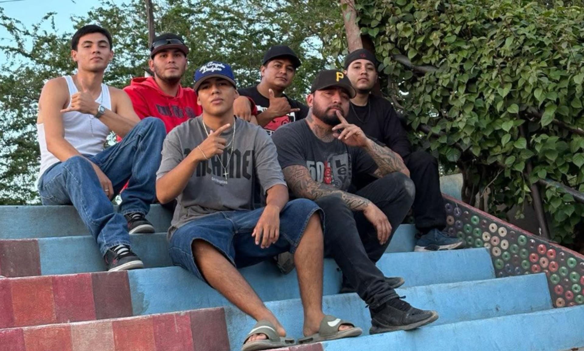 "Desaparecen Miembros de Bola Costera tras Viajar de Nayarit a Sinaloa "