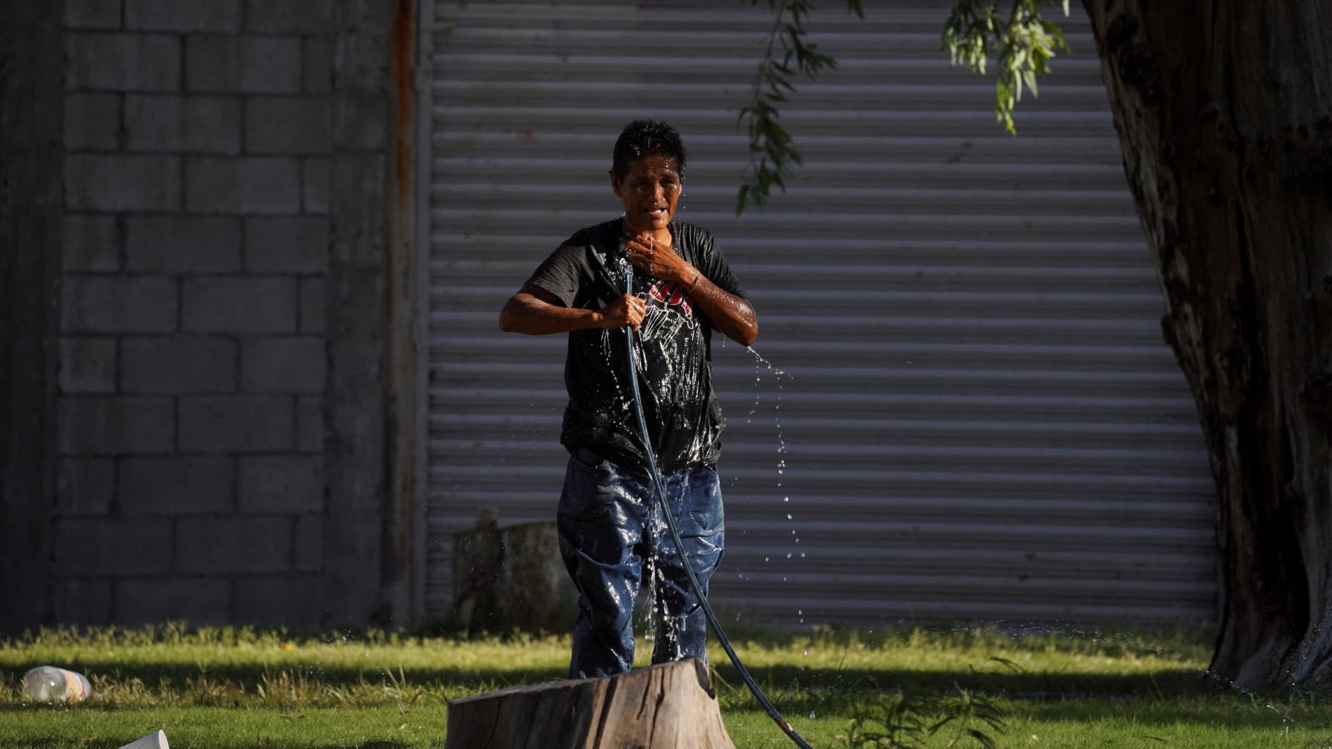 Calor Cobra la Vida de 121 Personas en México en Solo Seis Meses, Reporta la Ssa