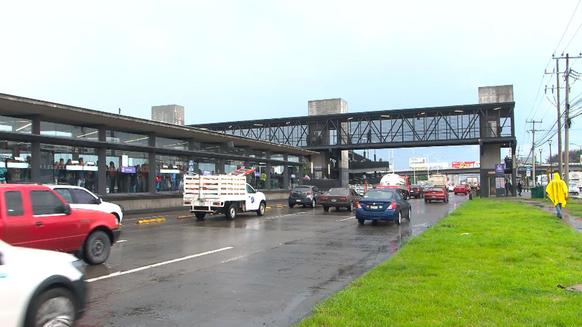 Cambios en transporte público por conciertos en La Minerva