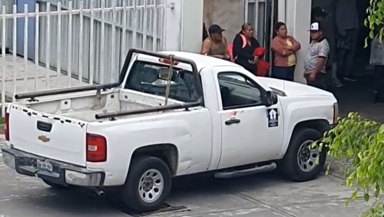 Dos empleados de una constructora resultaron lesionados al transitar por una zona de riesgo en Río Blanco