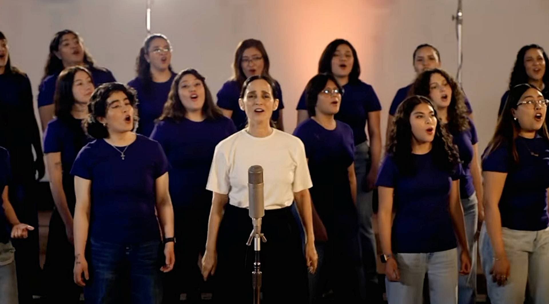 Julieta Venegas interpretará tema para el Mundial 2026
