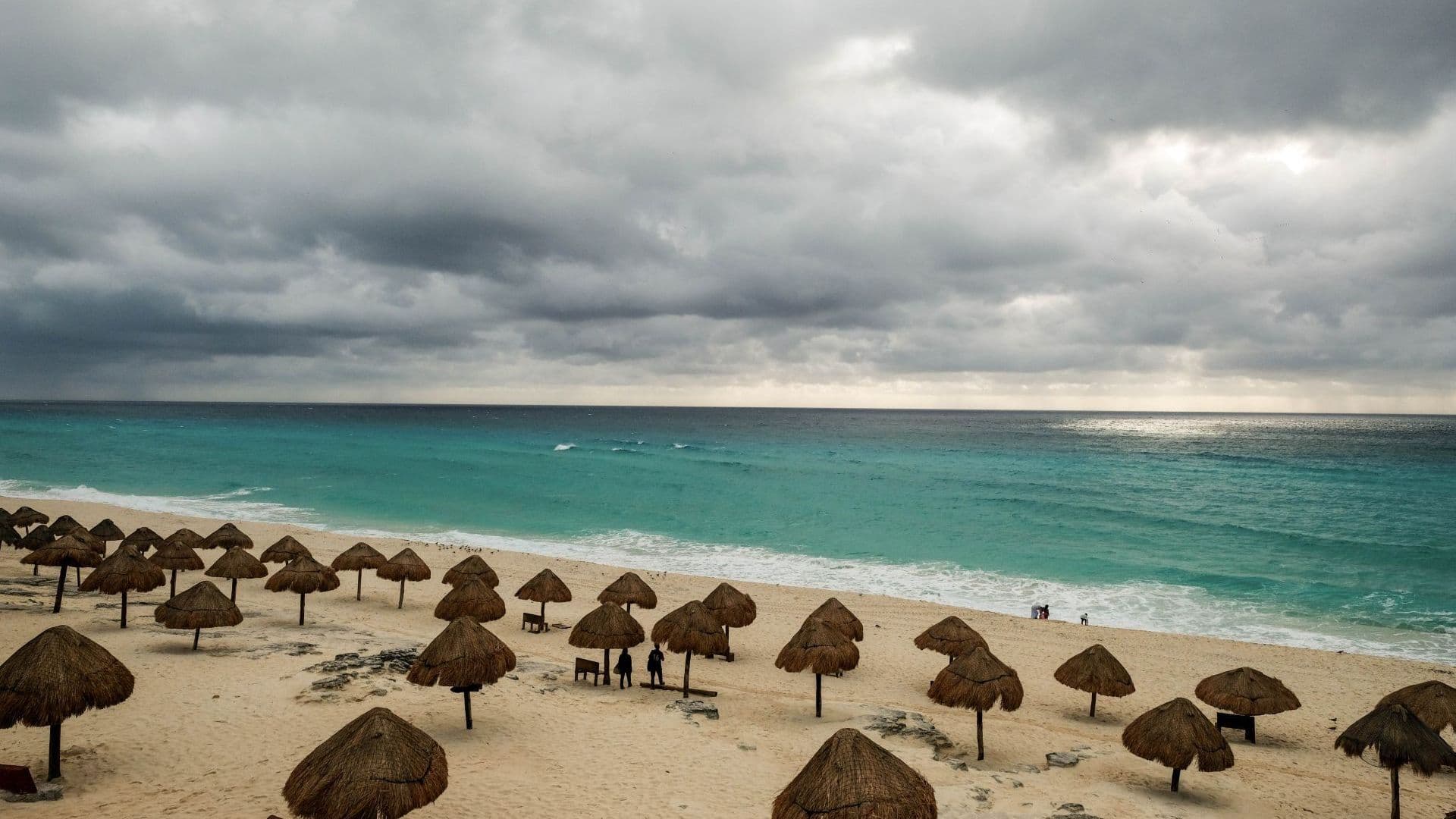 Lluvia por huracán Milton en Cancún, Quintana Roo