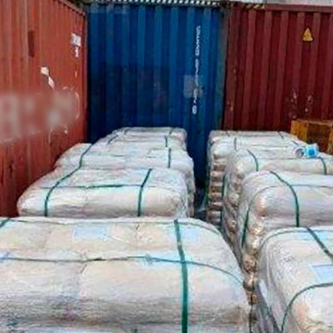 Aseguran 54 Mil Kilos de Sustancia Química para Fabricar Drogas en Manzanillo