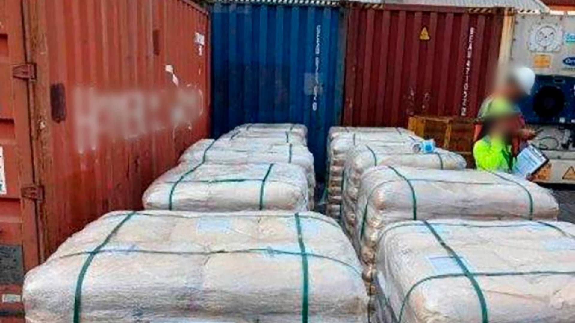Marina y ANAM identifican e inmovilizan más de 54 mil kilos de dextrosa anhidra en la Aduana de Manzanillo