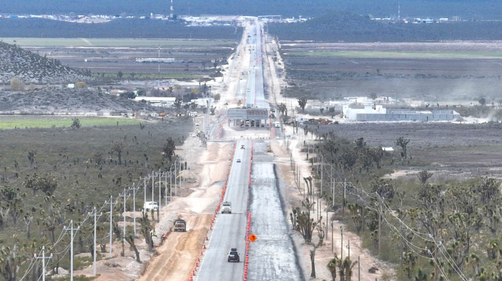Carretera Interserrana en construcción