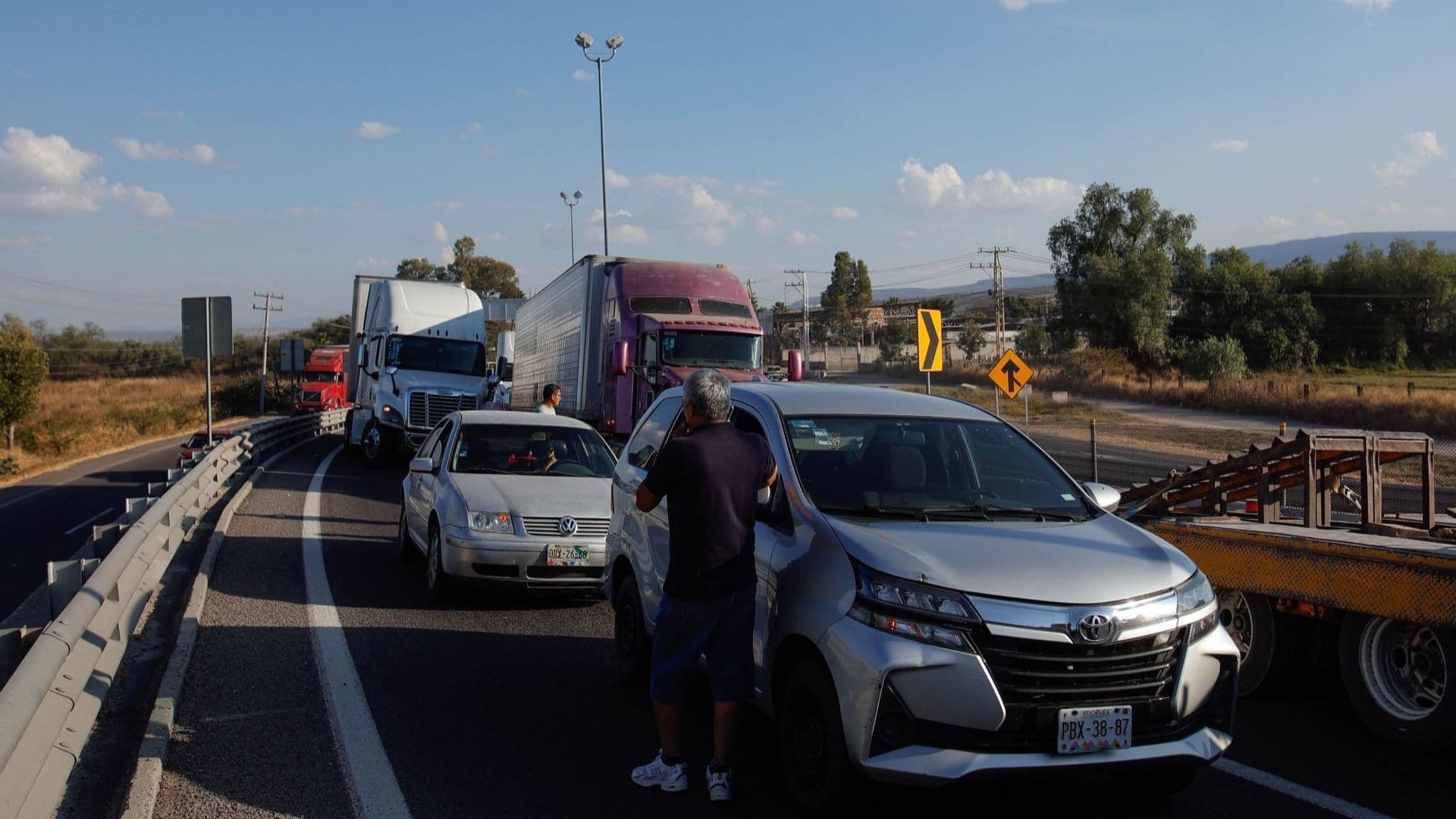 Tránsito en la carretera Celaya-Querétaro.
