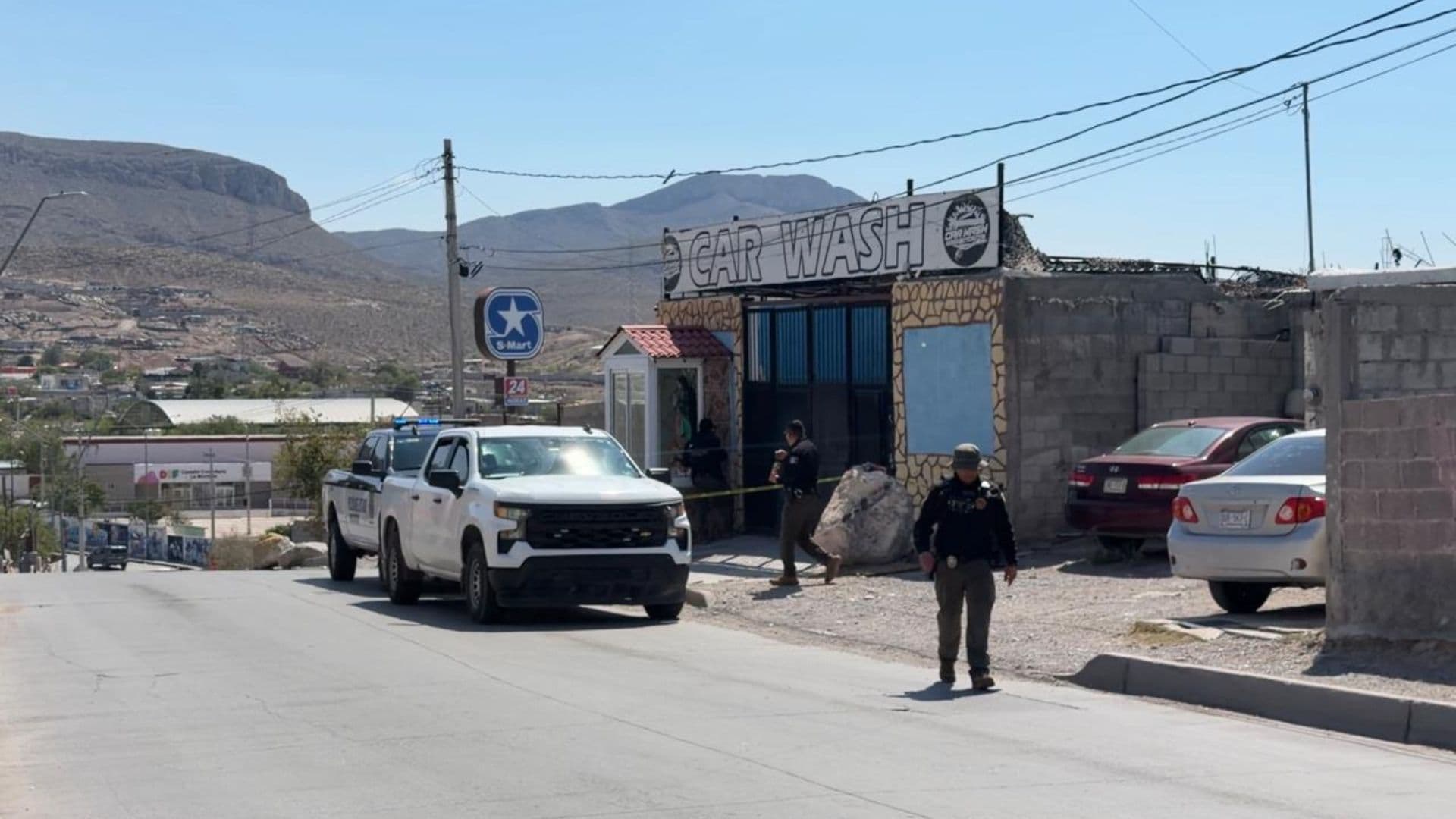 Hay 4 detenidos y 4 vehículos asegurados.