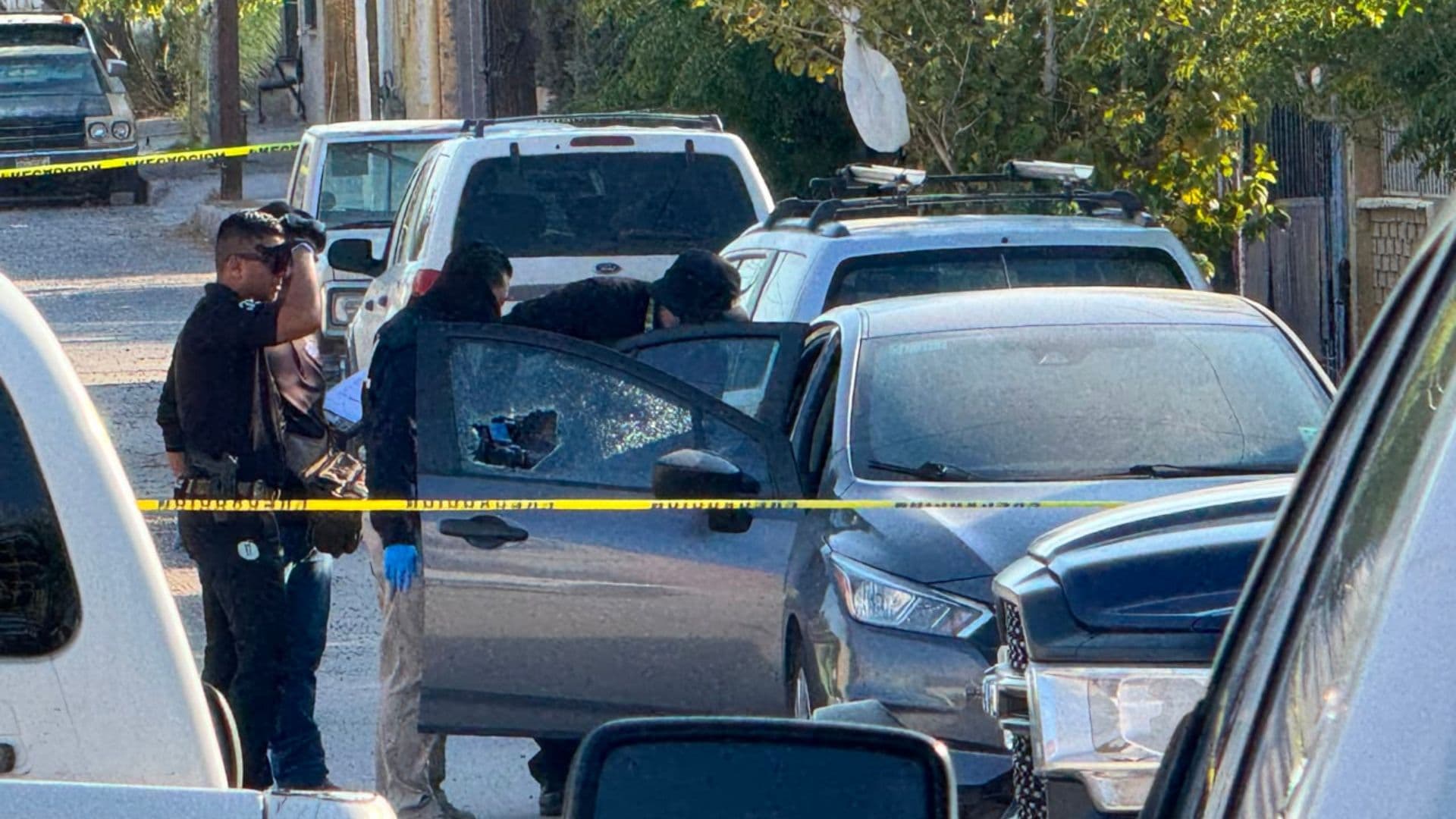 Durante el cateo fue asegurado un vehículo que presuntamente habría sido utilizado en un homicidio