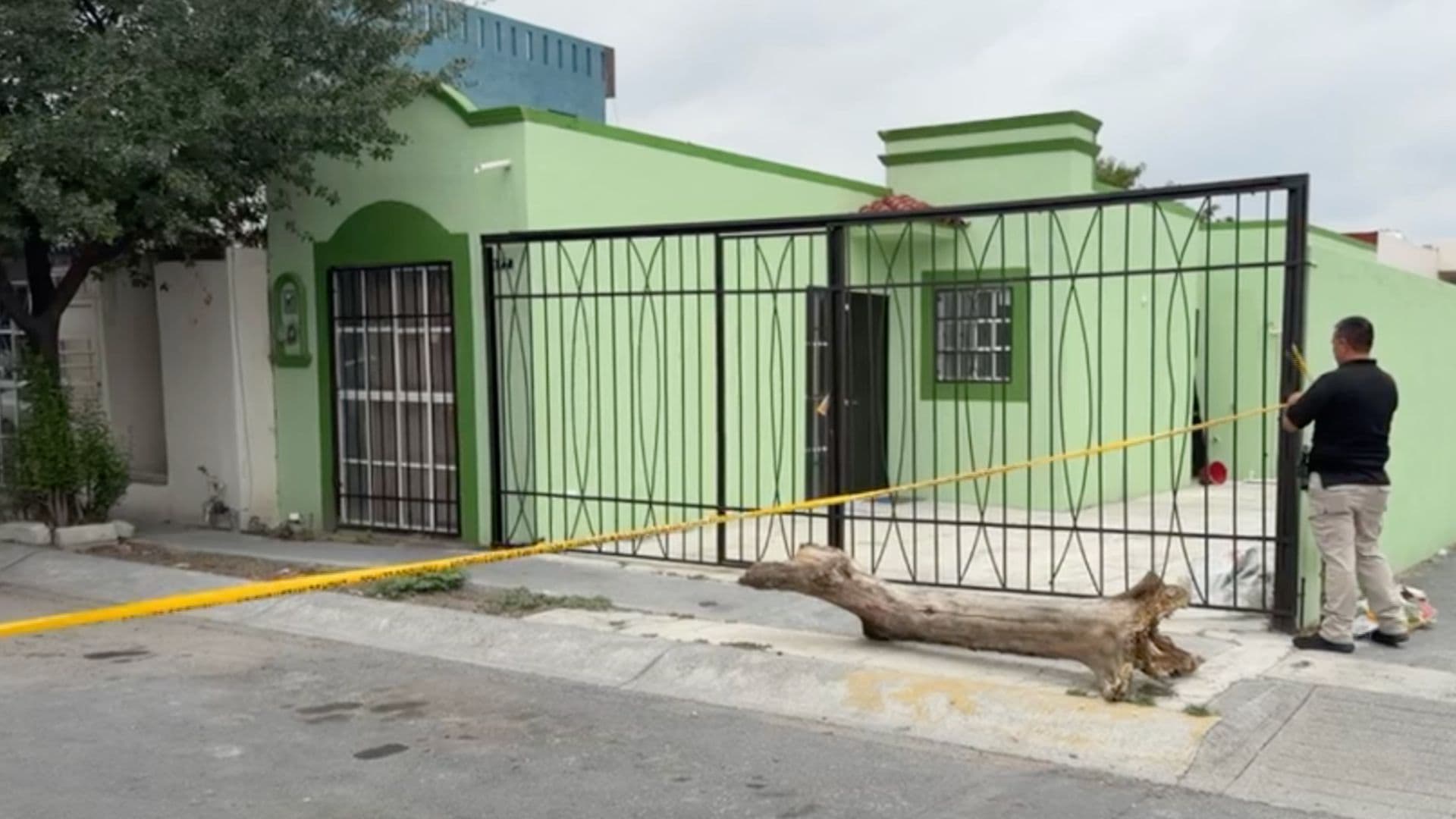 Catean casa en colonia Ex Hacienda Santa Rosa