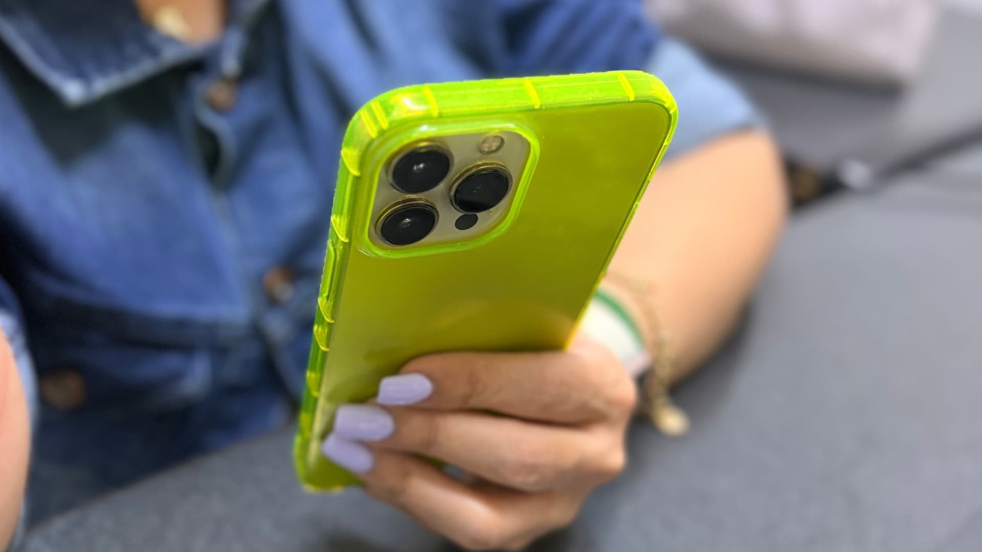 Reportan Filas de Hasta Tres Horas para Registrar Líneas Telefónicas en Juárez