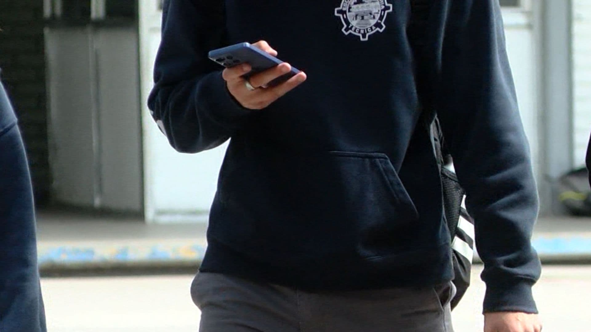 Baja California Restringirá Celulares y Tabletas en Primarias y Secundarias