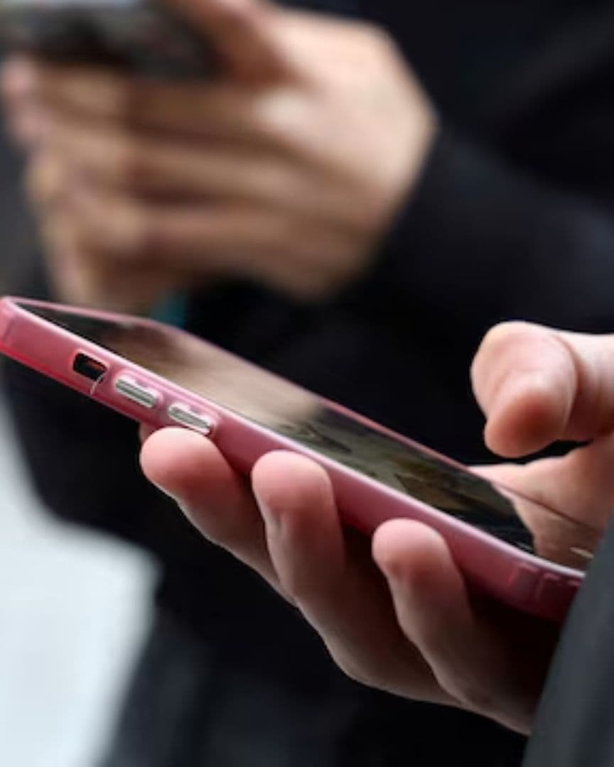 Adiós al Celular en Clase: Países de Latinoamérica que Ya Restringen su Uso