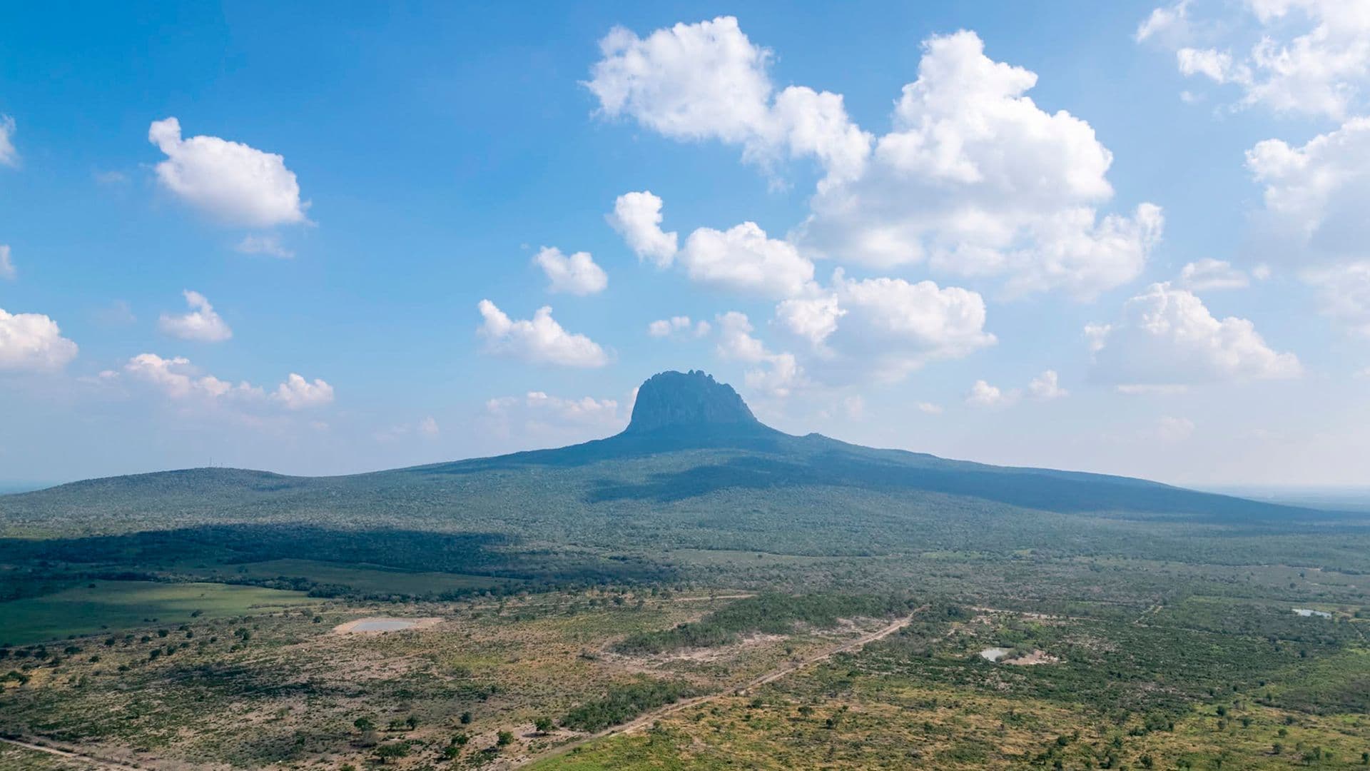 Cerro del Bernal: El Volcán Extinto de Tamaulipas con Más de 28 Millones de Años