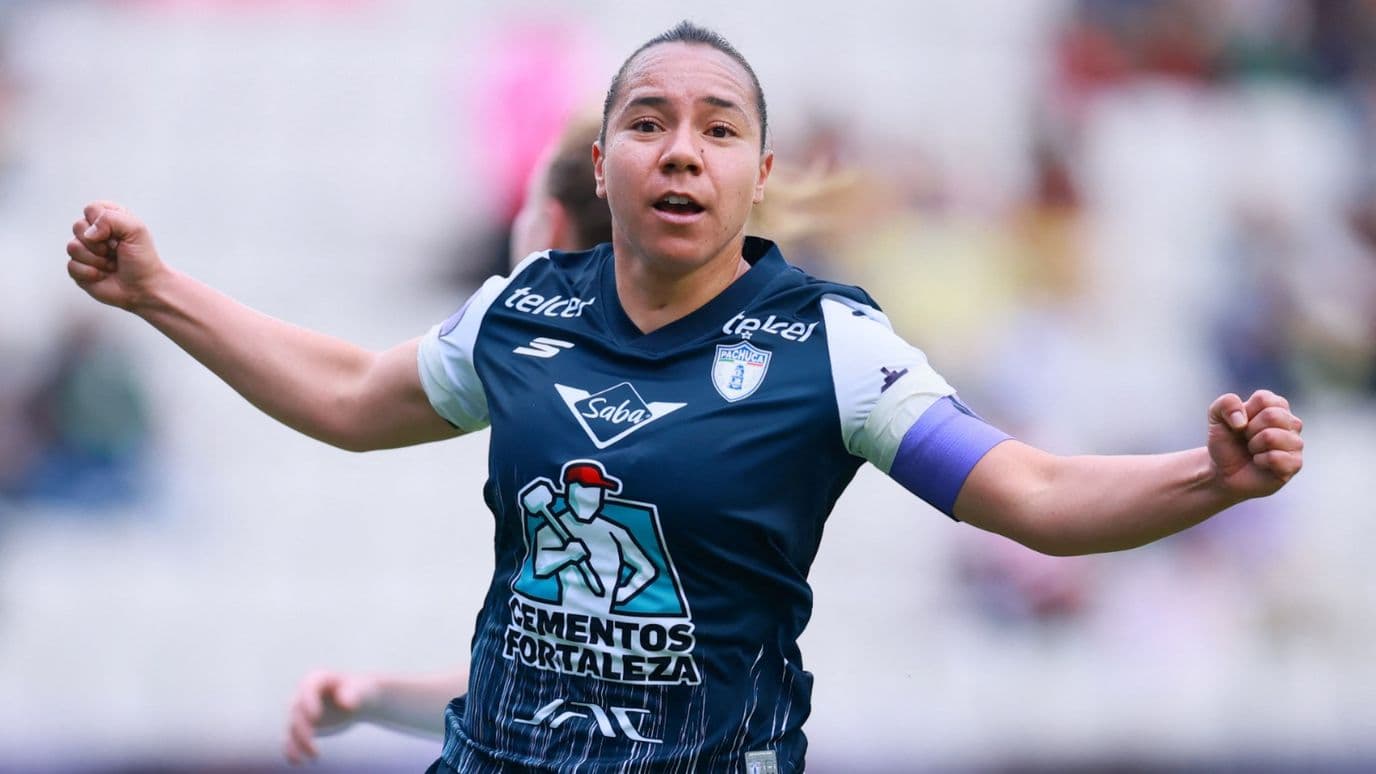De Ecatepec al Balón de Oro: Charlyn Corral, la Mexicana que Ha Hecho Historia en el Futbol