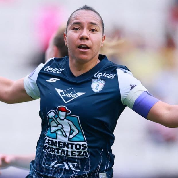 Charlyn Corral fue seleccionada como la mejor delantera en la máxima entrega de premios