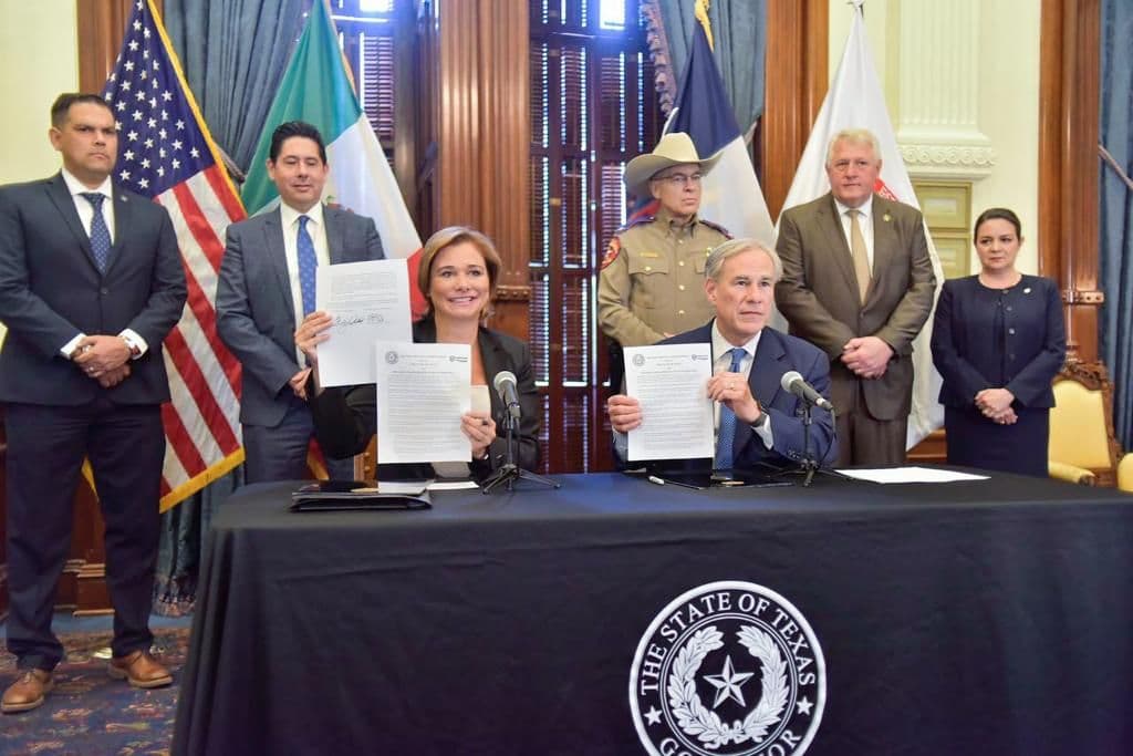 Maru Campos y Greg Abbott muestran acuerdo entre Chihuahua y Texas