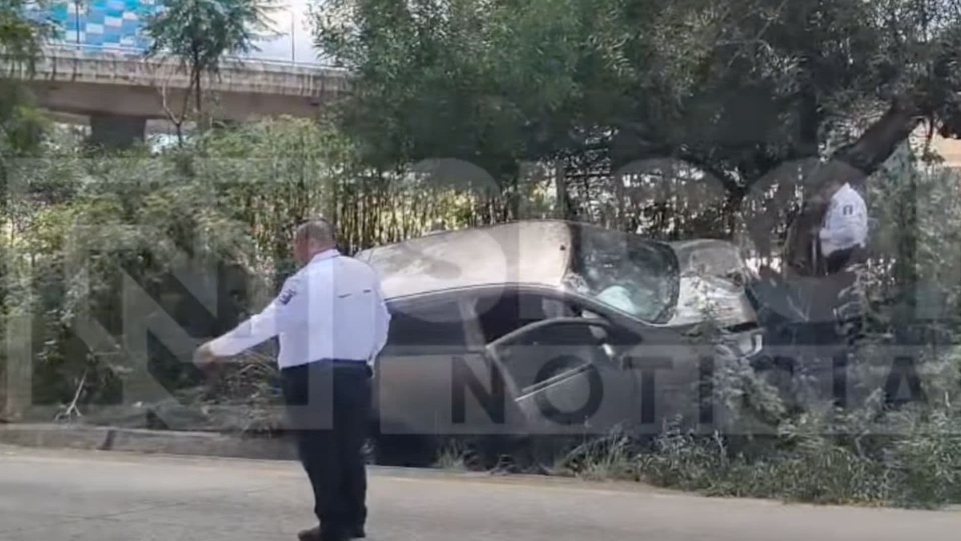 Accidente Choque Poste Automóvil Abandonado Autopista México Puebla Estadio Cuauhtémoc