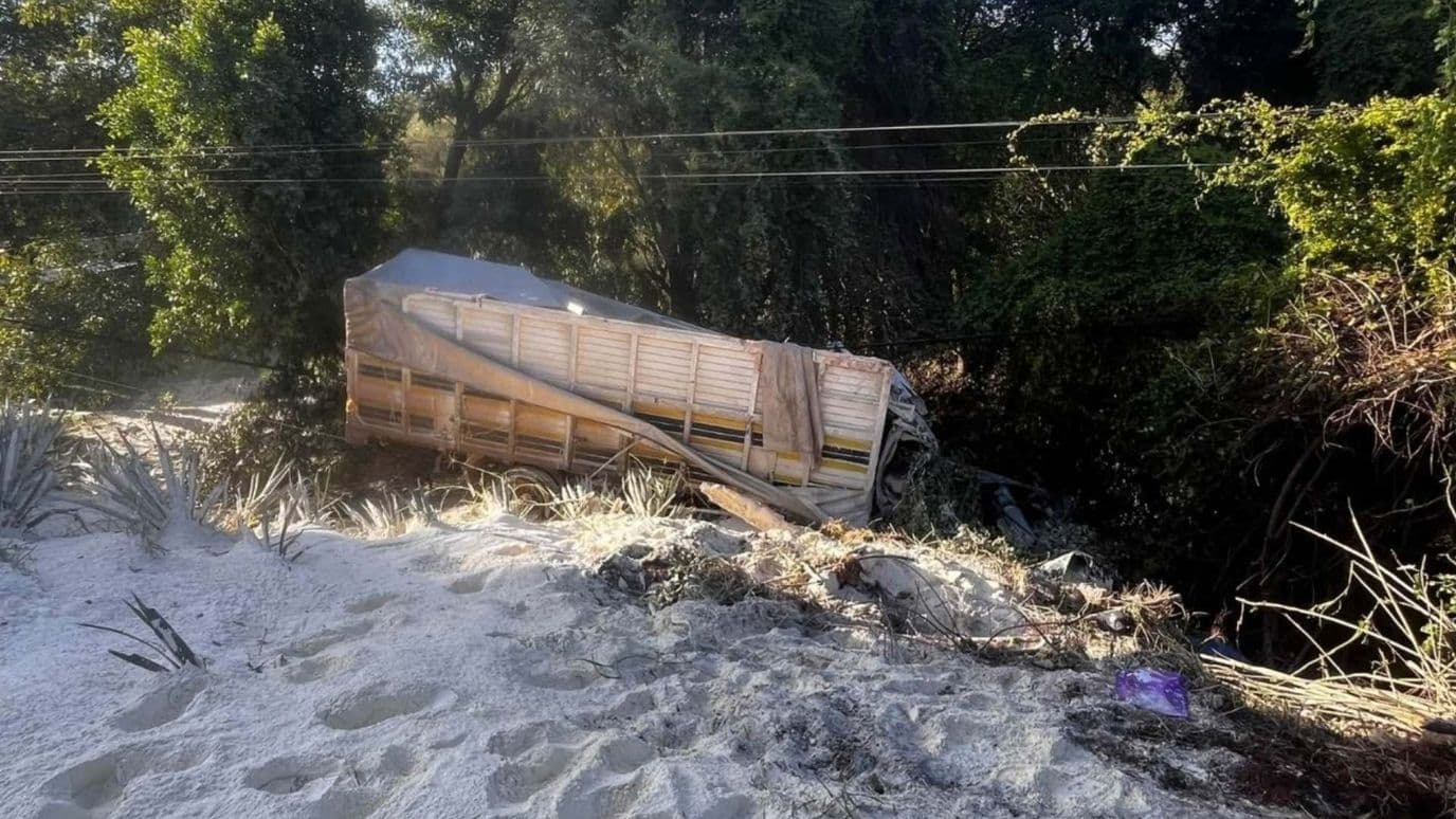 volcadura en Los Altos de Jalisco