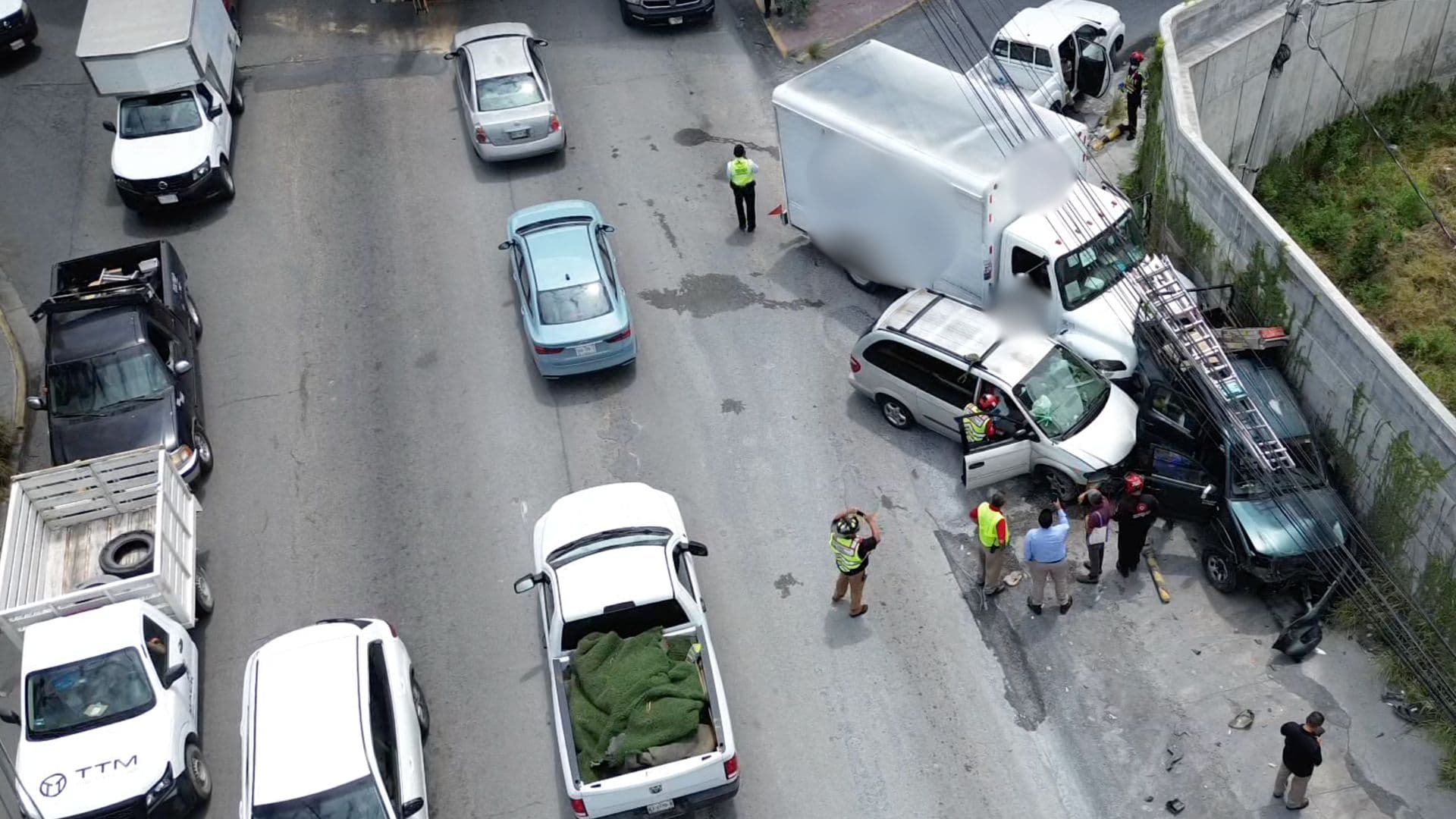 Choque múltiple en Monterrey