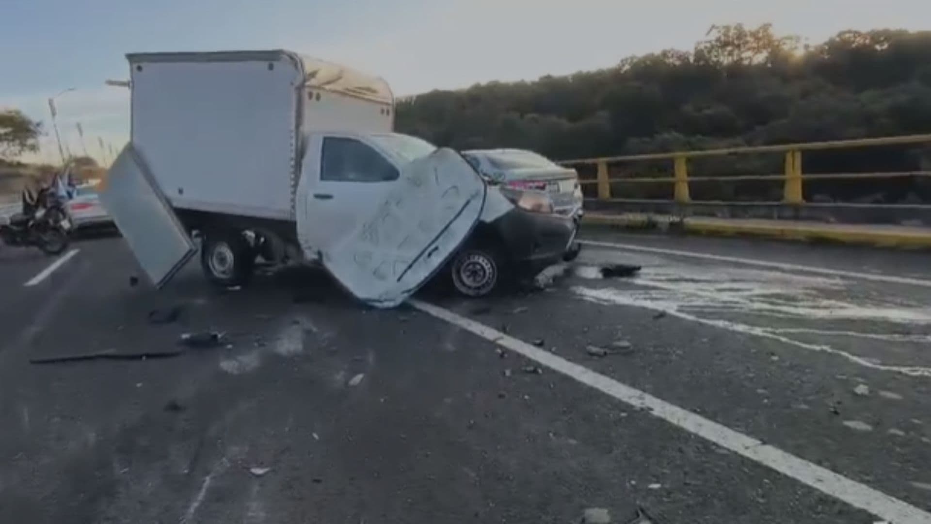 Accidente Choque Múltiple Periférico Ecológico Colonia Bosques de Chapultepec Puebla