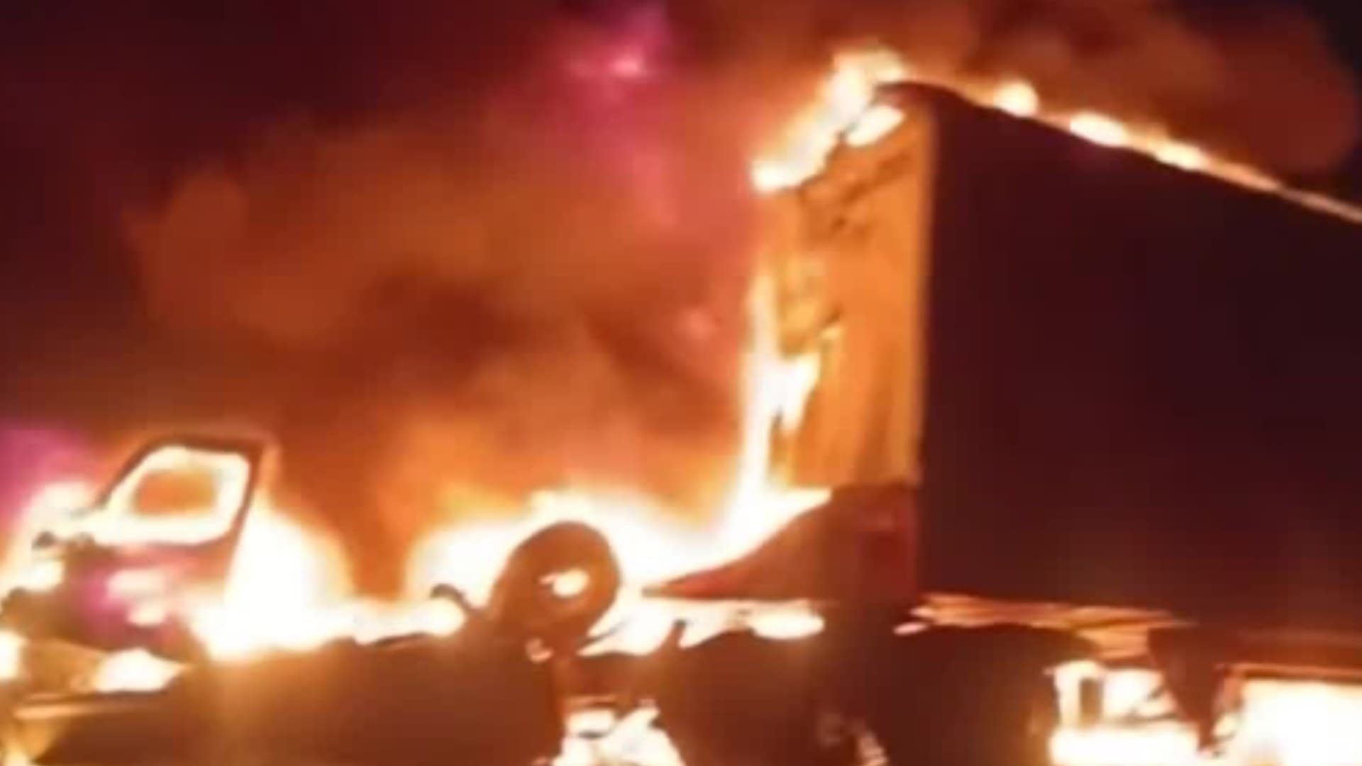 Traileres incendiados