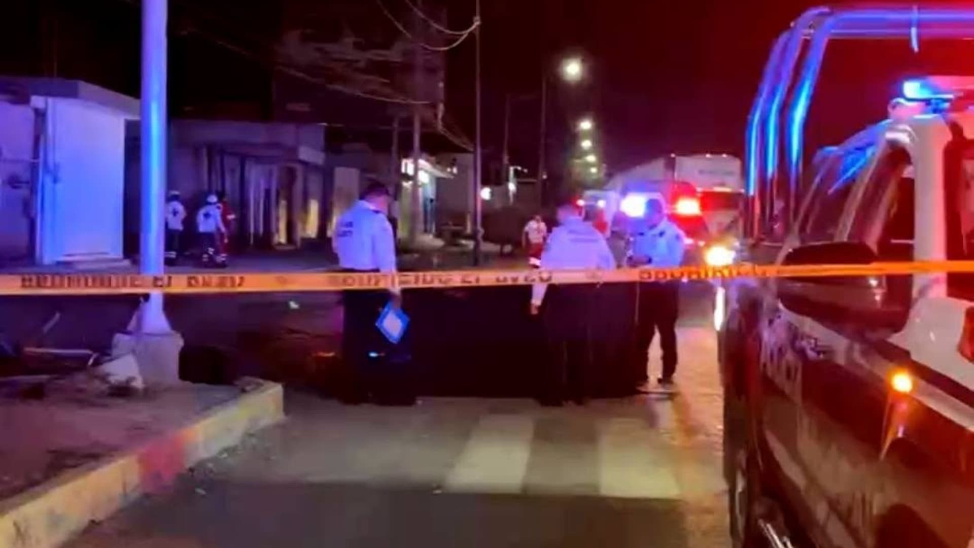 Paramédicos confirmaron que el menor había muerto.