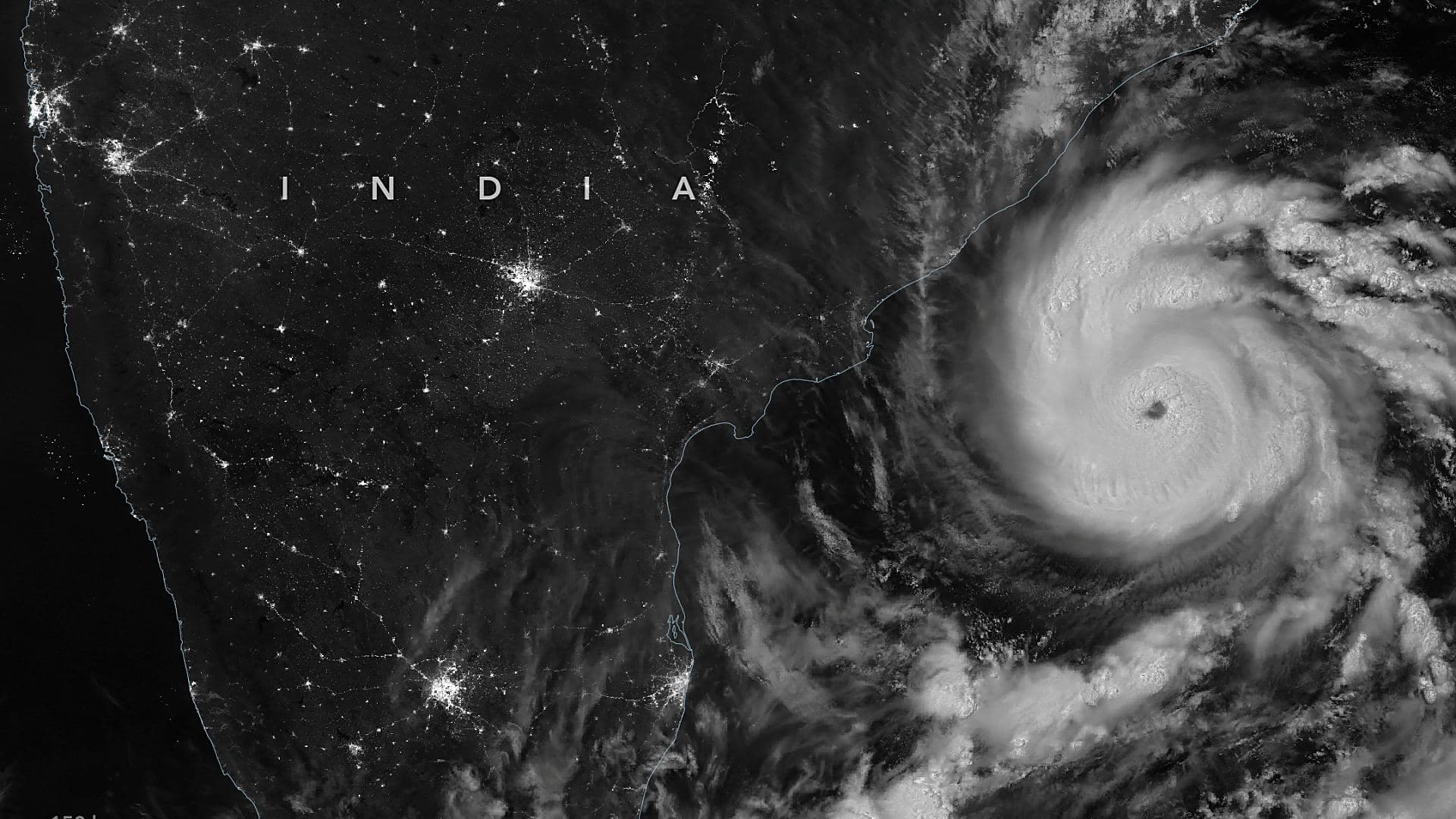 Imagen de satélite de la NOAA que muestra al ciclón Arnab en el océano Índico. @NASAEarth