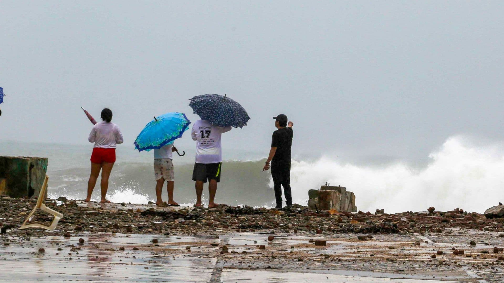 Marejada en Acapulco, Guerrero, por el huracán Polo en septiembre 2026. Foto: Cuartoscuro | Archivo