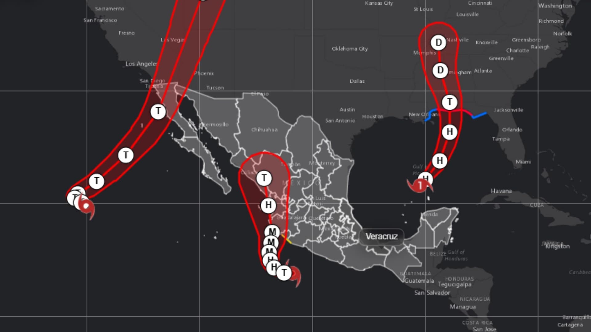 Trayectorias previstas de Rachel (i), Simon (c) e Isaias (d), los tres ciclones que rodean México. Imagen de satélite SMN