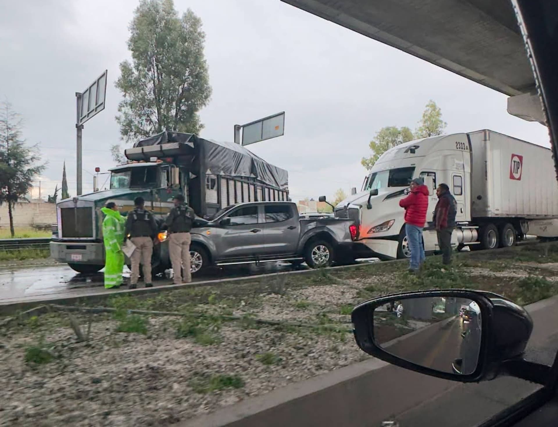 Caos vial provocó el accidente múltiple a la altura de La María.