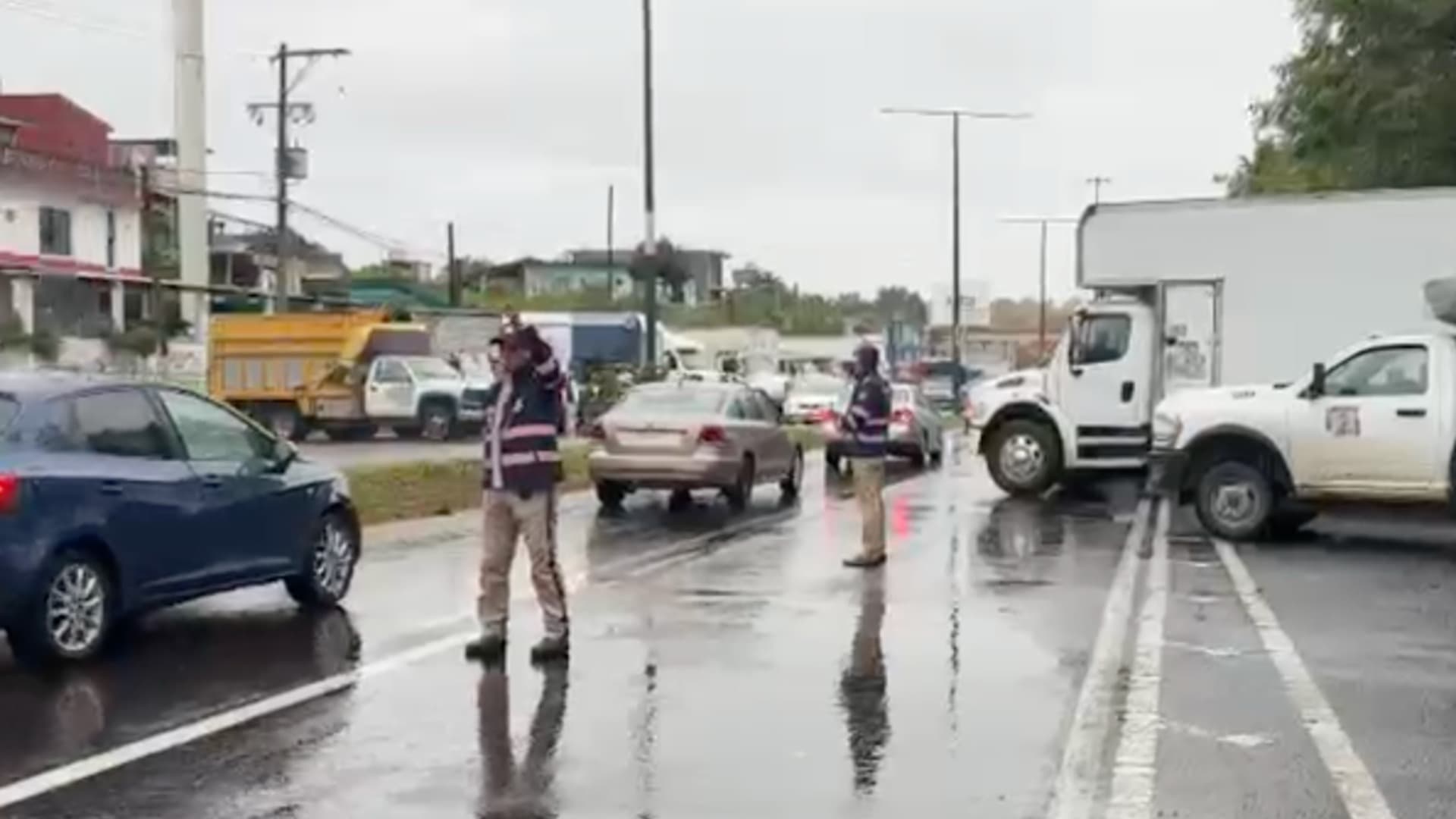 Movilización de transportistas genera tráfico lento en Xalapa y Veracruz
