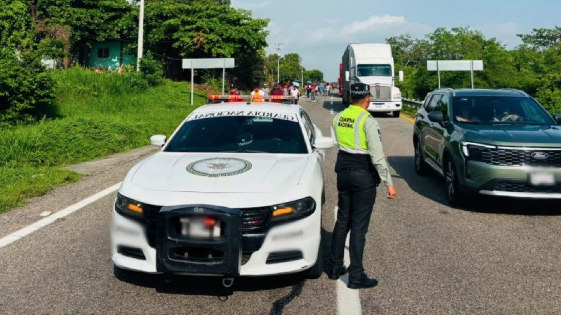 Operativo de la GN en carreteras del país