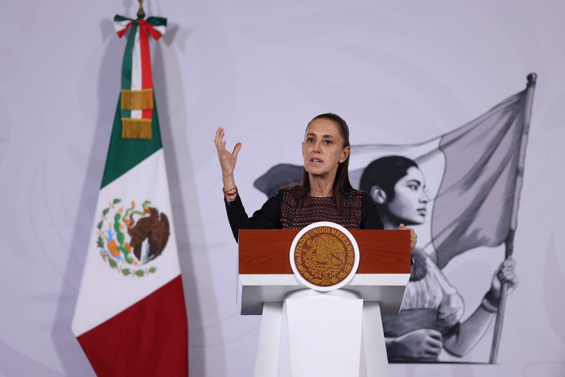 Claudia Sheinbaum en la conferencia mañanera de hoy, 18 de agosto 2026