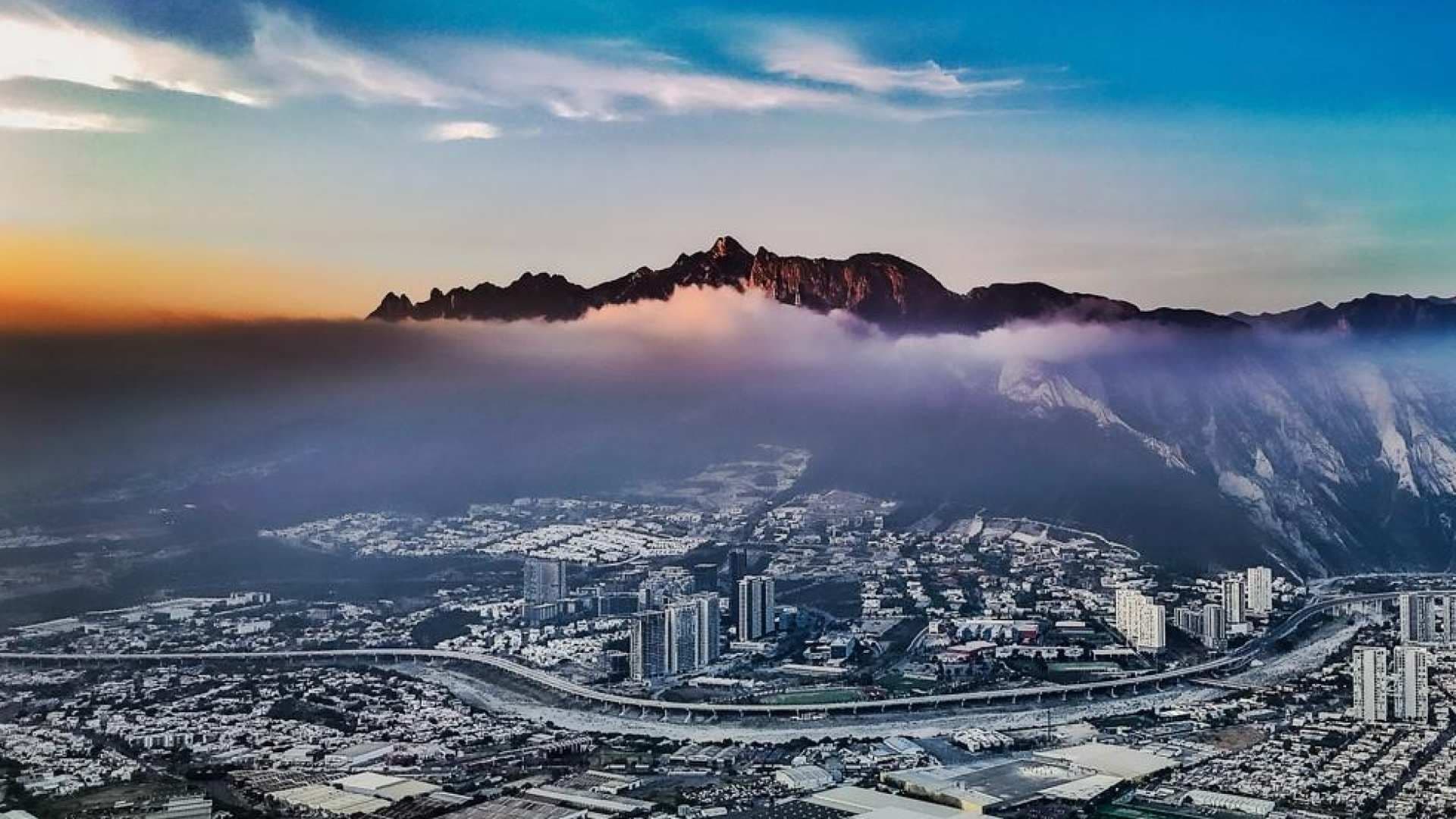 Ciudad de Monterrey, nublada