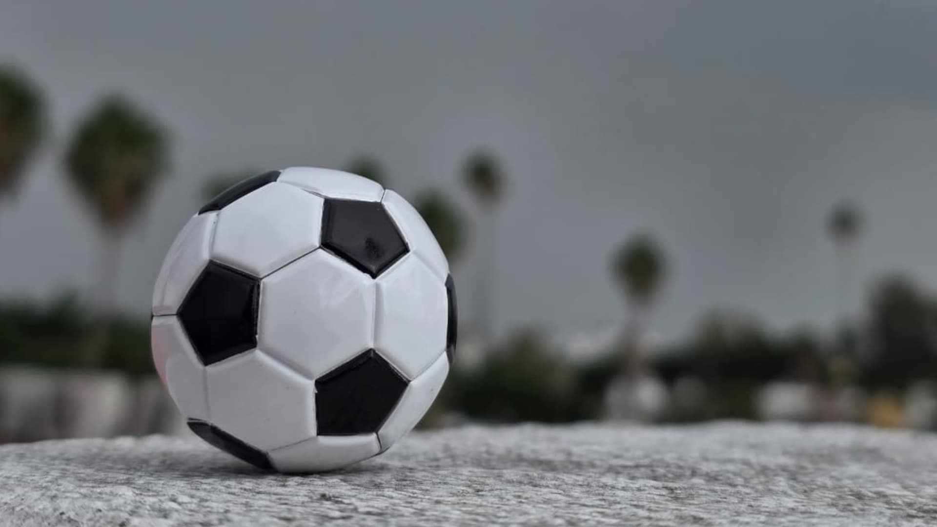 Se esperan lluvias durante el partido de México contra Inglaterra.