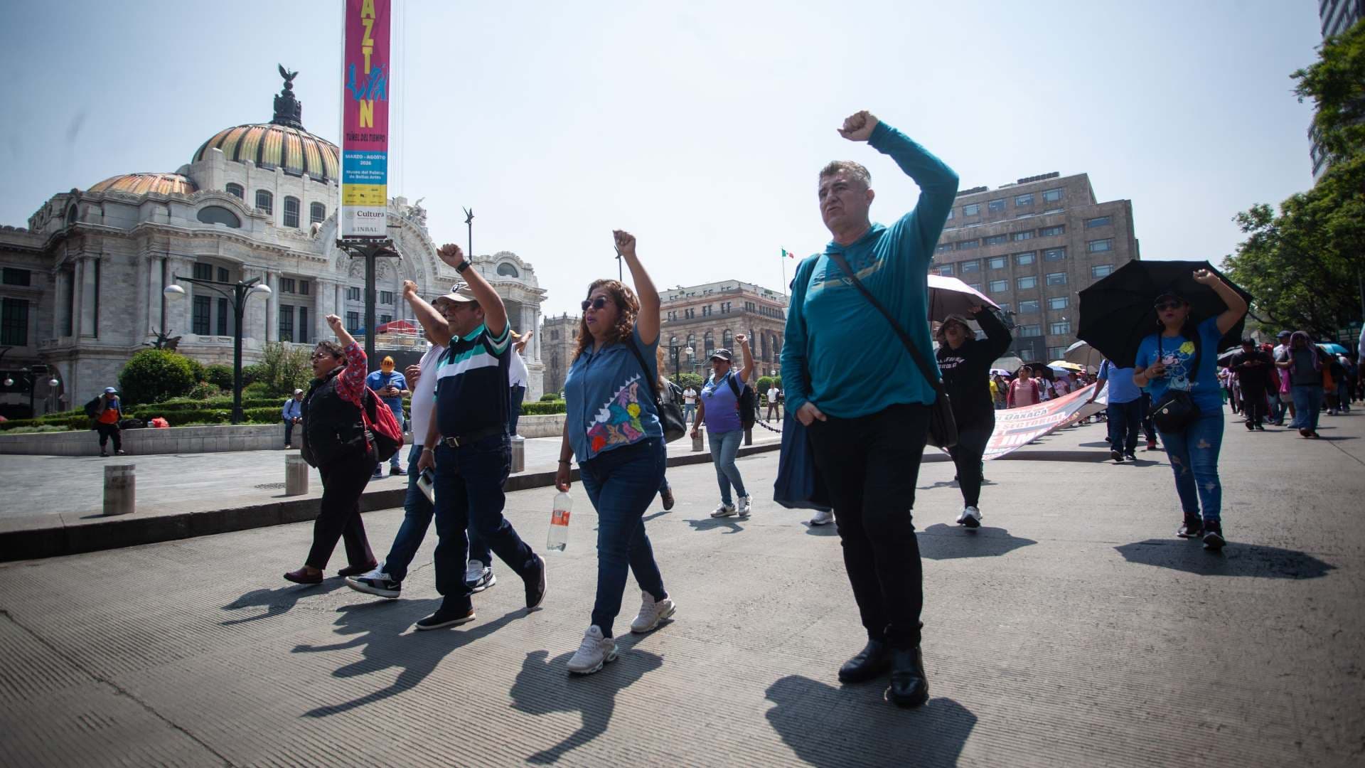 Marcha de la CNTE en el Centro de la CDMX en mayo 2026.