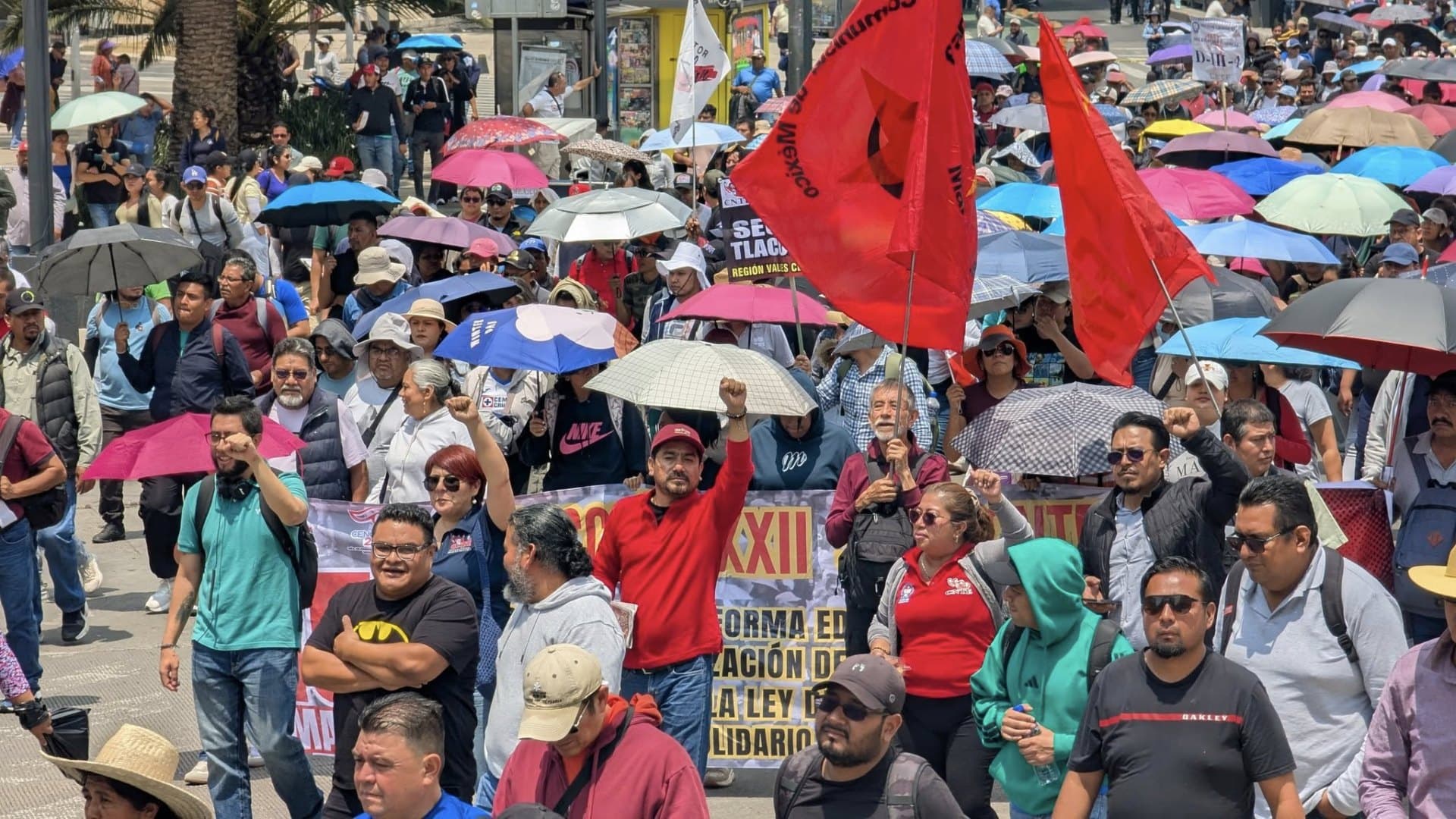 CNTE se reúne con autoridades en SEGOB