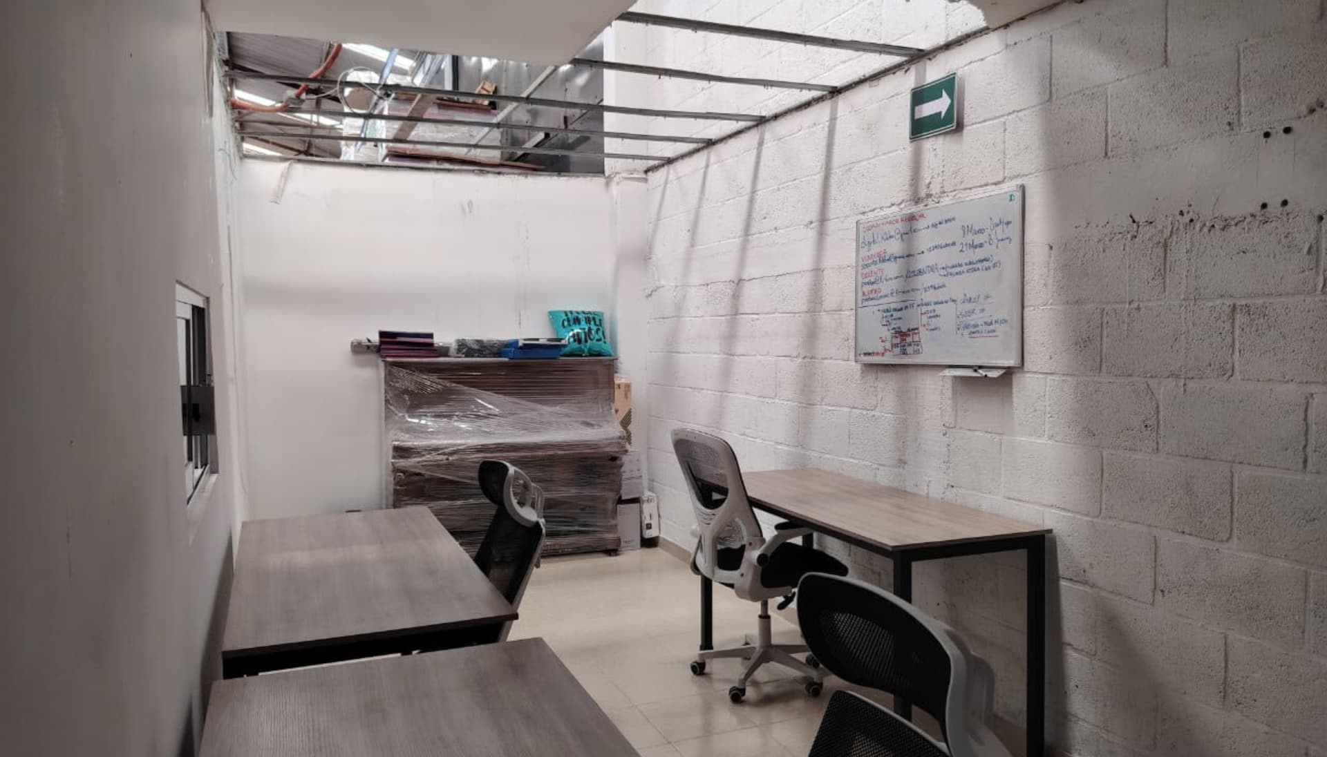 Colapso Techo Oficina Corredor Industrial La Trinidad Sanctorum Cuautlancingo Puebla