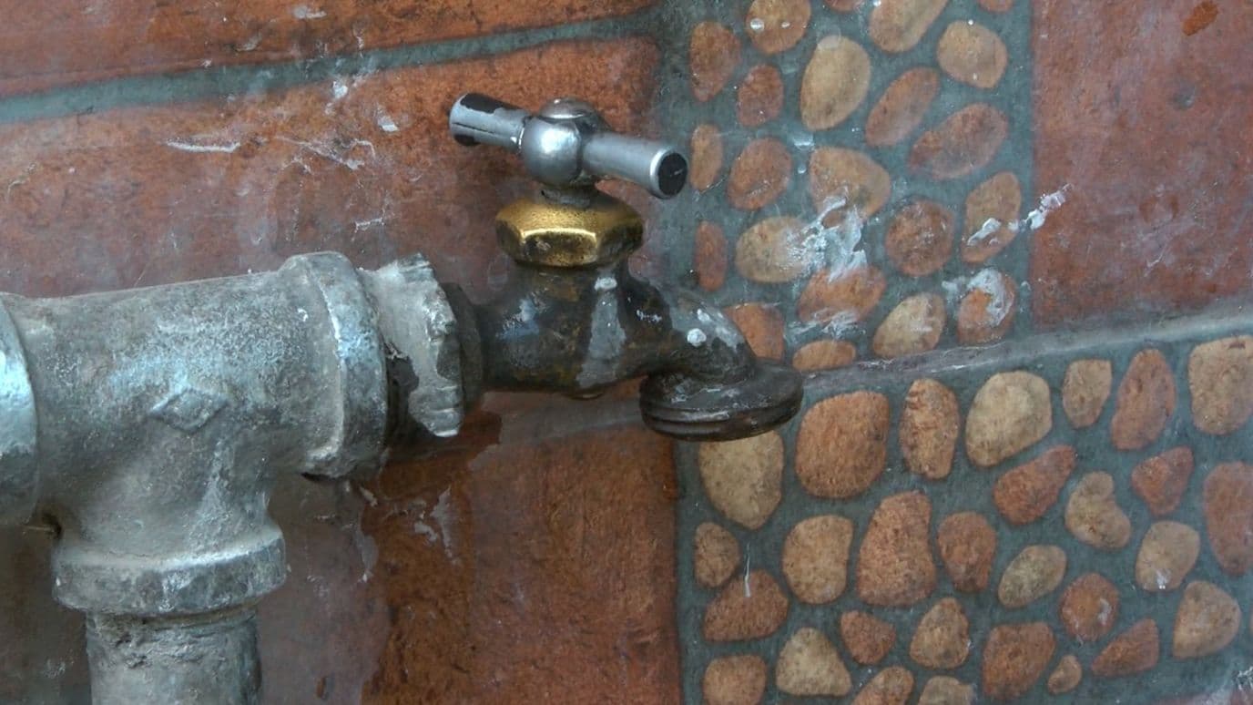 llave de agua